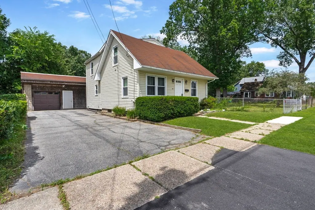 25 Prince Avenue, West Springfield, MA 01089 - #1