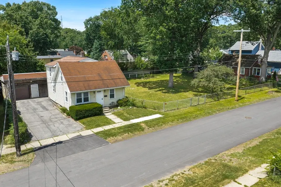 25 Prince Avenue, West Springfield, MA 01089 - #2
