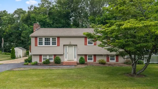 28 Ladyslipper Dr, Shrewsbury, MA 01545