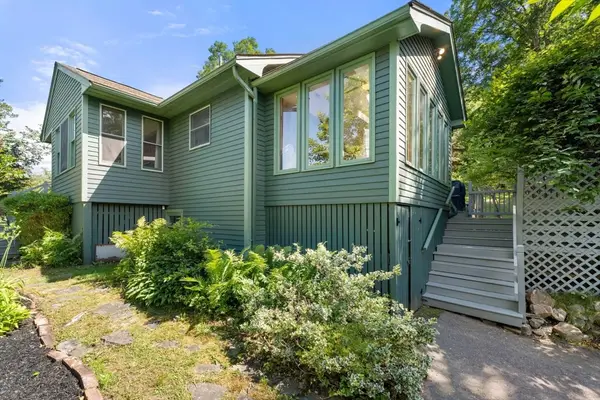 31 Forest Ave, Essex, MA 01929