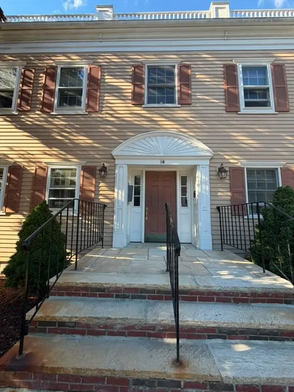 18 Weatherly Dr #4, Salem, MA 01970