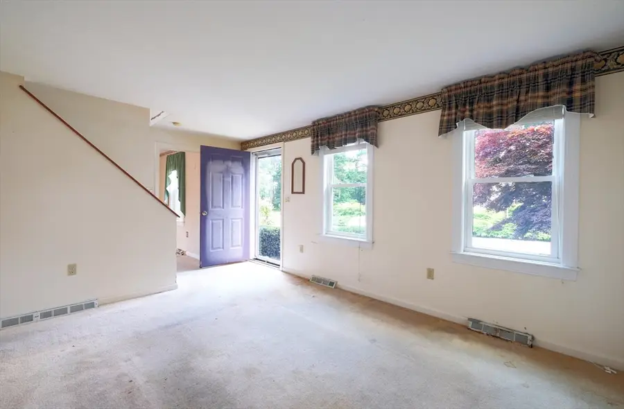 7 Holly St, Halifax, MA 02338 - #2