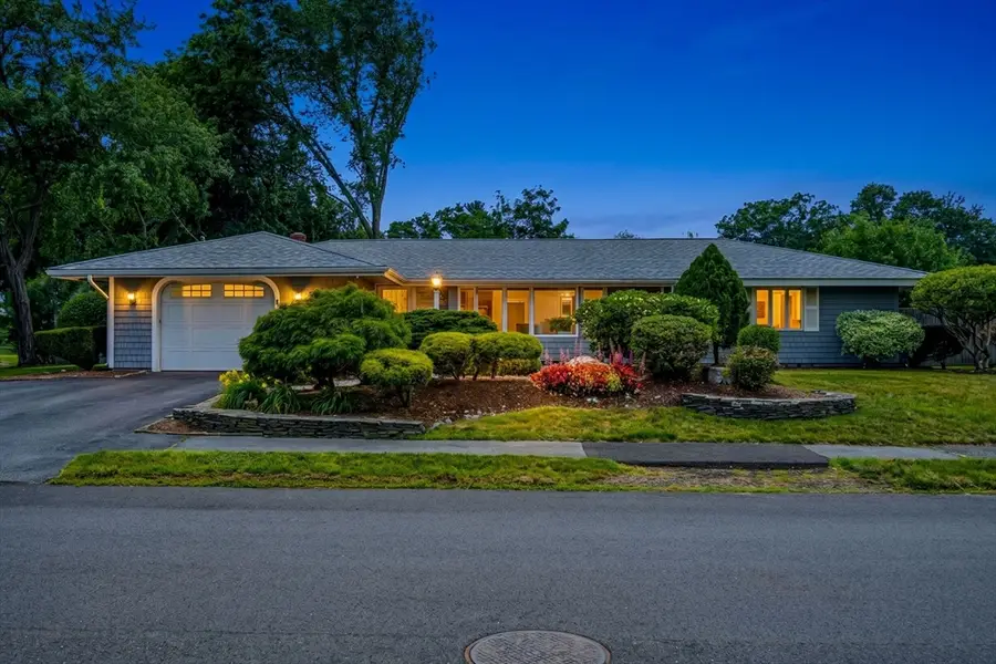 4 Antrim Rd, Peabody, MA 01960 - #2