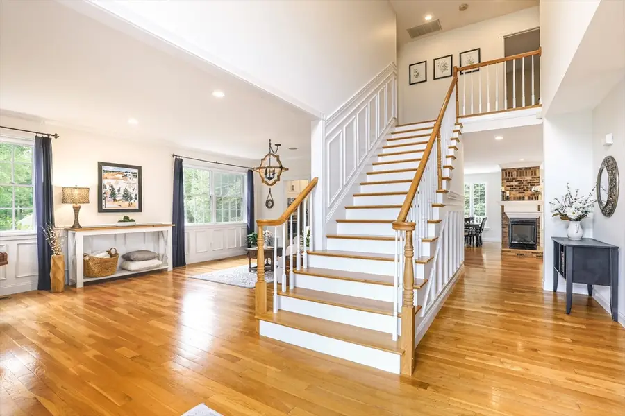 10 Strawberry Knoll Dr, Sutton, MA 01590 - #3