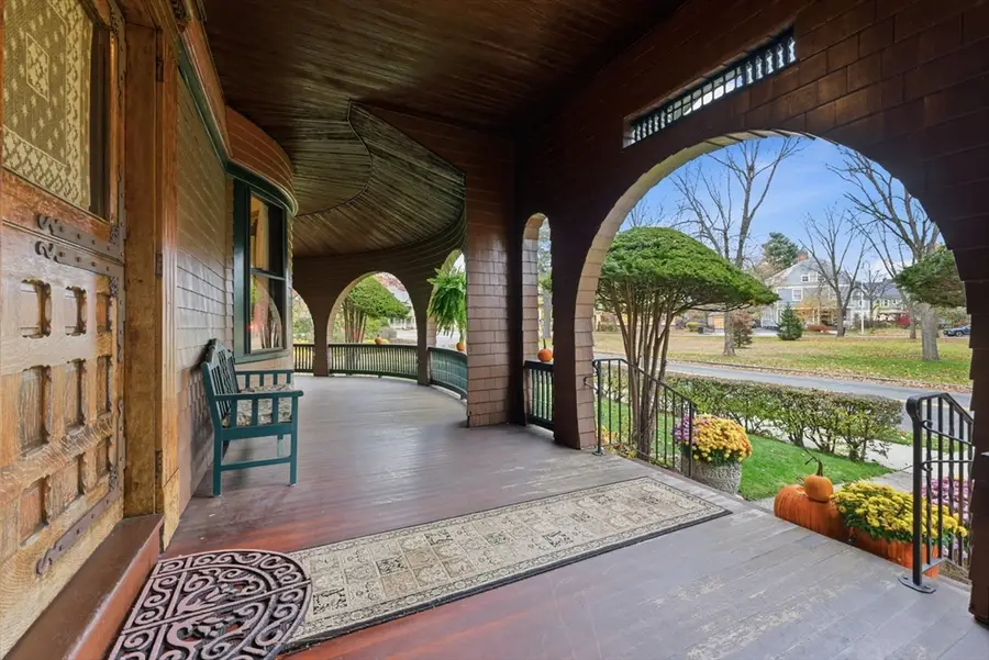 1176 Worthington St, Springfield, MA 01109 - #2
