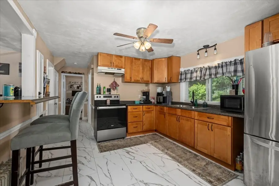 27 Lavallee Ter, Worcester, MA 01603 - #2