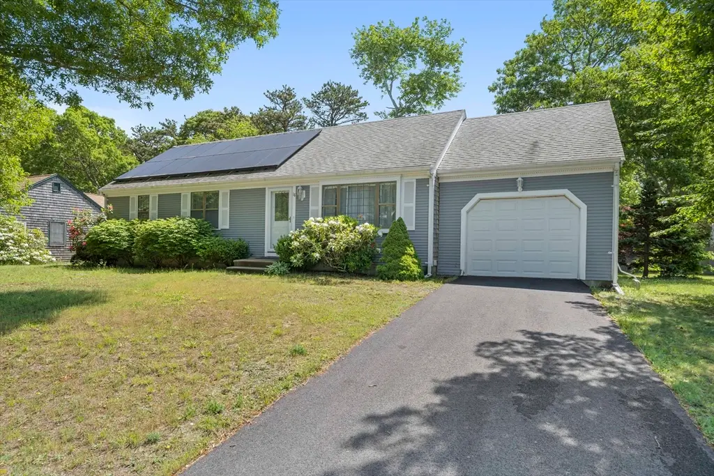 16 Lexington Dr, Hyannis, MA 02601 - #1