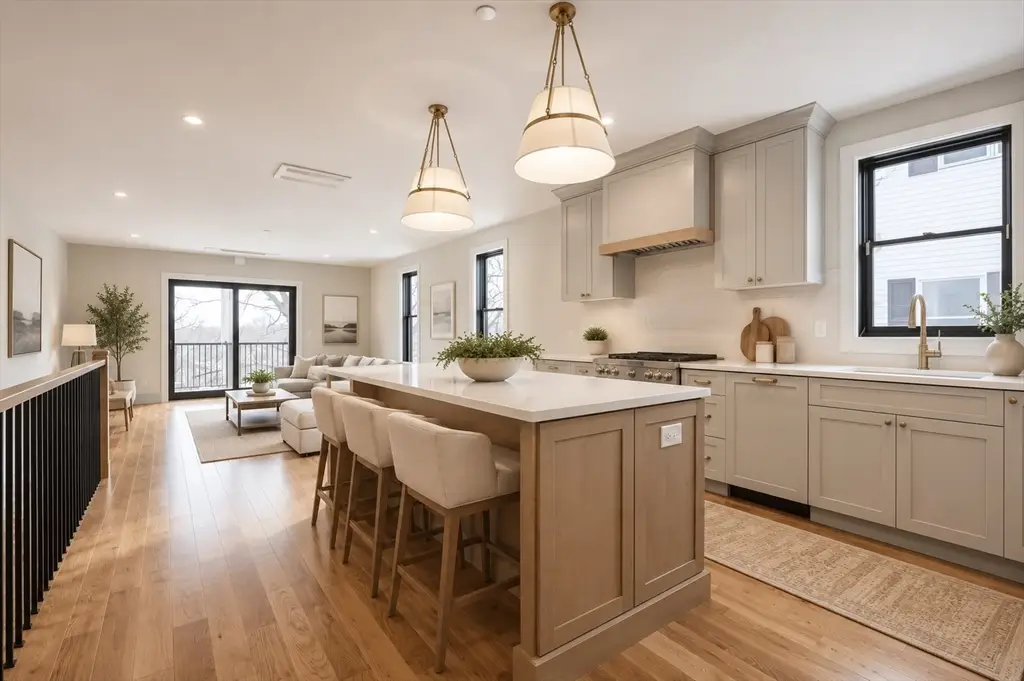 68 Rowe St #U1, Boston, MA 02131 - #1