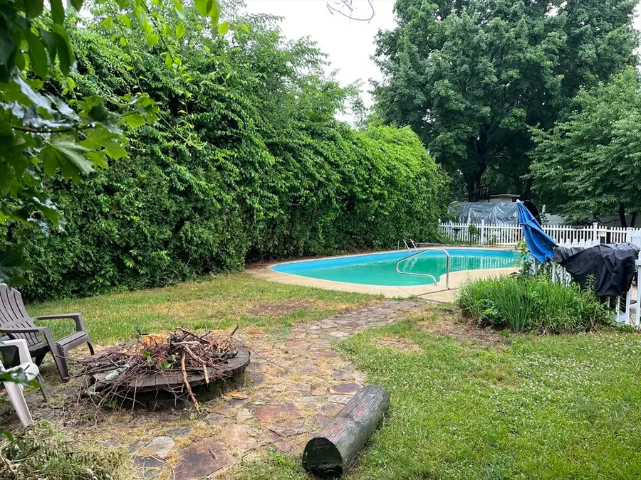 36 Duxbury St, Providence, RI 02909 - #2