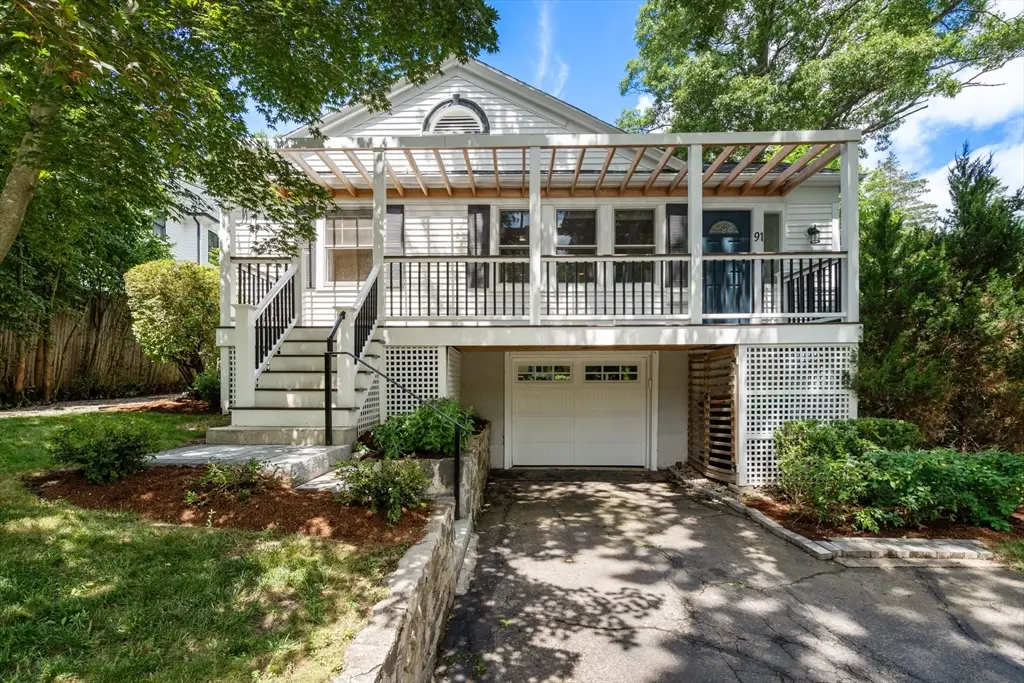 91 Henderson St, Needham, MA 02492 - #1