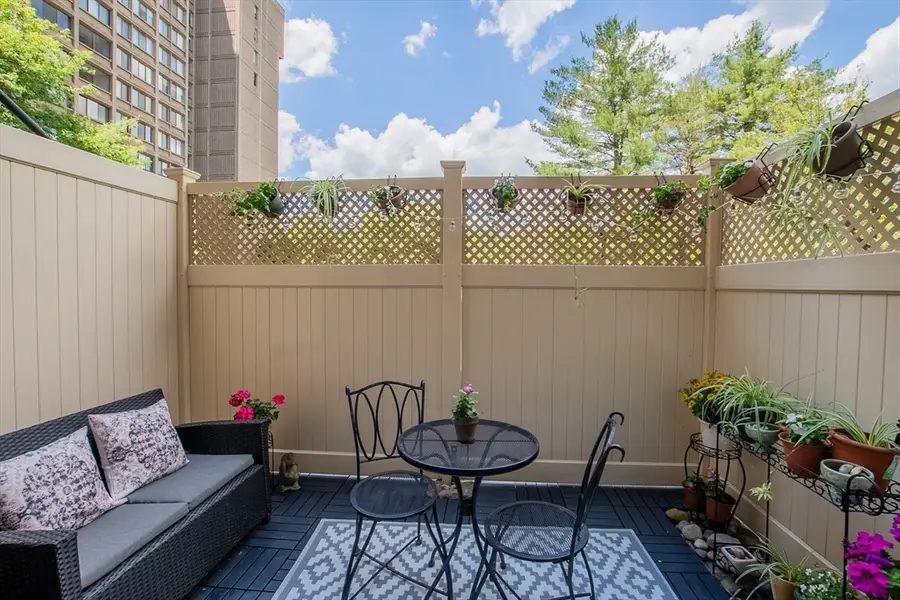 250 Hammond Pond Parkway #102N, Newton, MA 02467 - #2