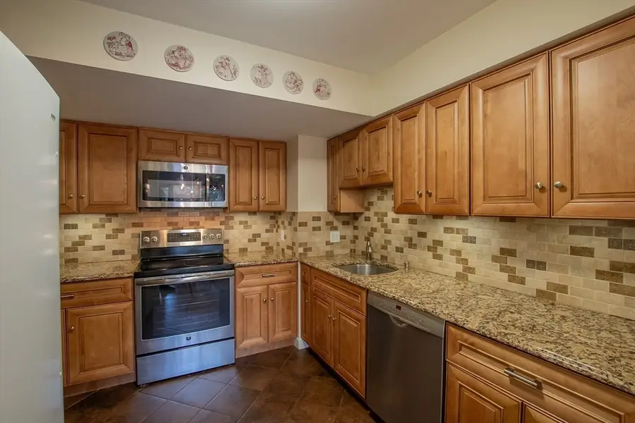 250 Hammond Pond Parkway #102N, Newton, MA 02467 - #3