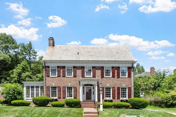 21 William Street, Andover, MA 01810