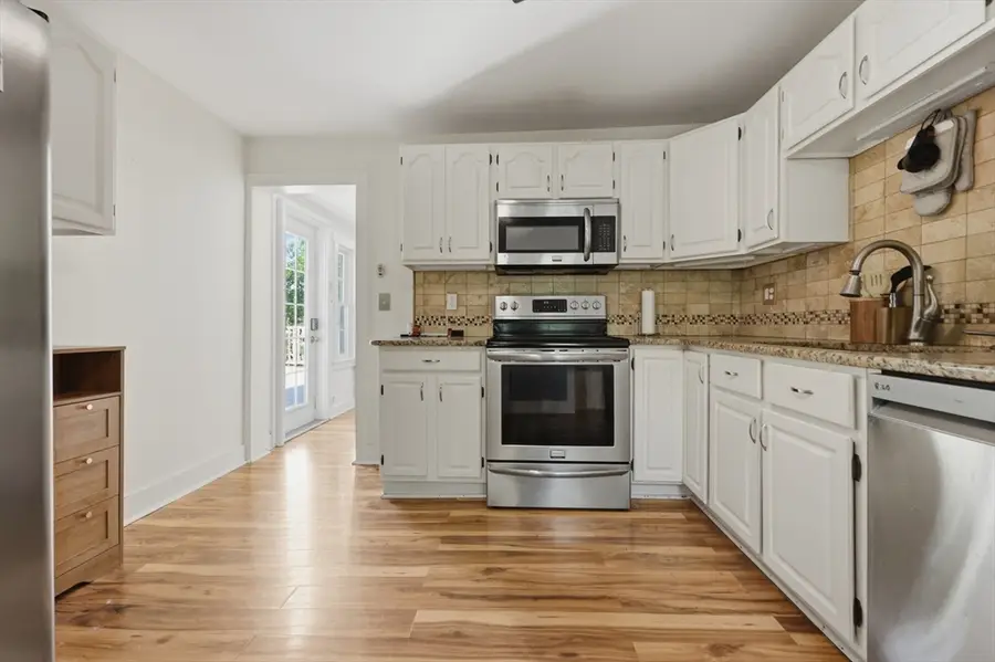 346 Oak Street, Clinton, MA 01510 - #3