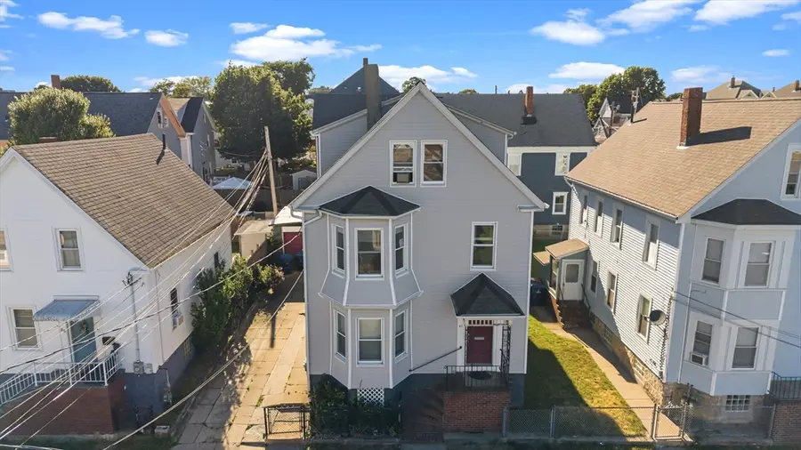 27 Juniper St, New Bedford, MA 02740 - #2