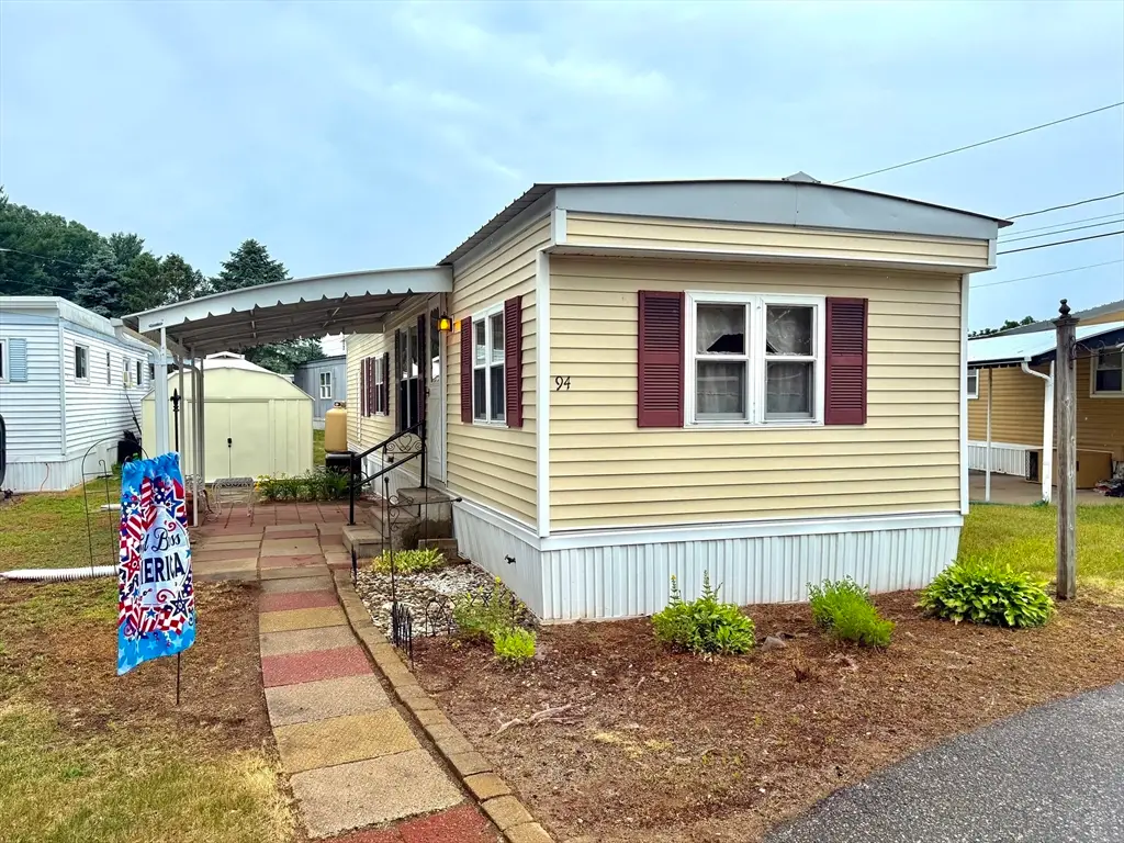 735 Memorial Dr #94, Chicopee, MA 01020 - #1