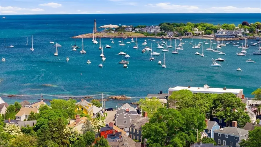 33 Franklin St, Marblehead, MA 01945 - #2