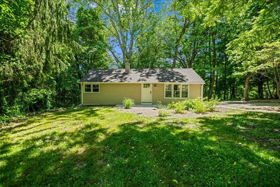 140 Highland Ave, Russell, MA 01071 - #3
