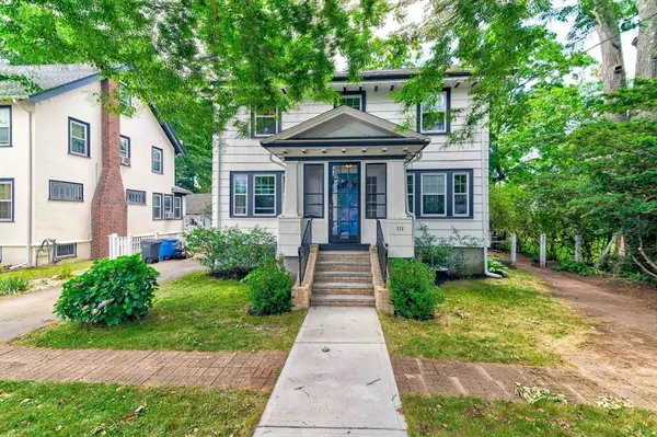 111 Greenleaf St, Quincy, MA 02169