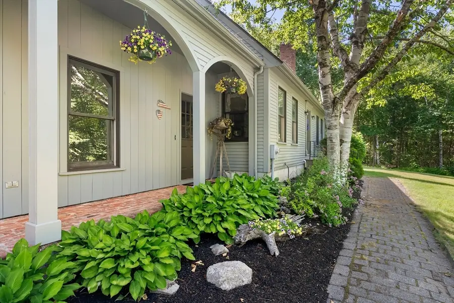 130 Mixter Rd, Holden, MA 01520 - #3
