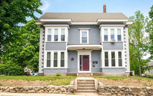 21 Pleasant Street, Merrimac, MA 01860