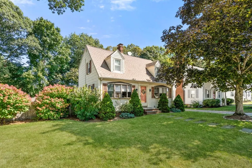 285 Vernon St, Norwood, MA 02062 - #1