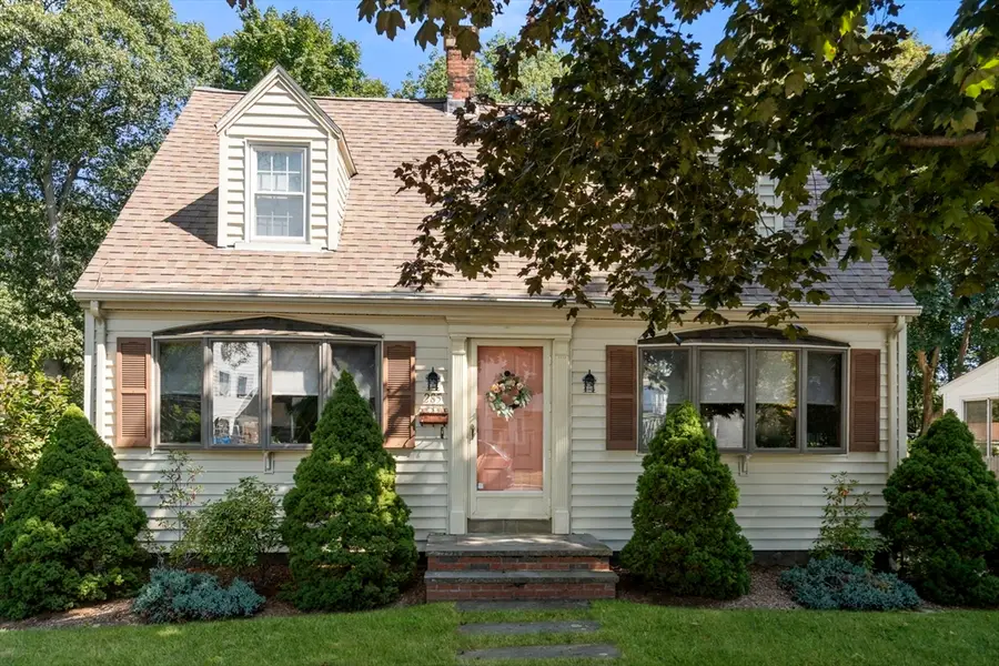 285 Vernon St, Norwood, MA 02062 - #3