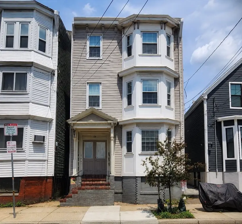 276 Princeton St #1, Boston, MA 02128 - #1