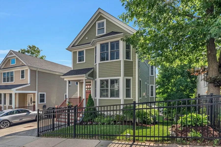 27 Beryl St, Boston, MA 02131 - #2