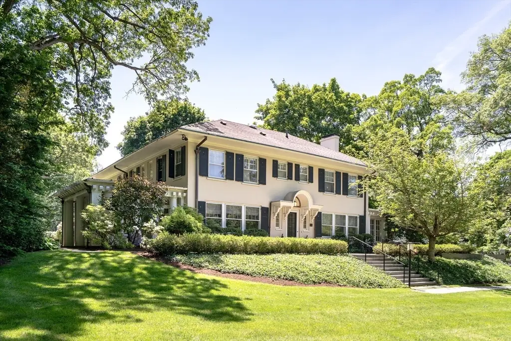 66 Beaumont Ave, Newton, MA 02460 - #1