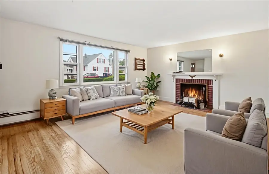 5 Seneca St, Methuen, MA 01844 - #2
