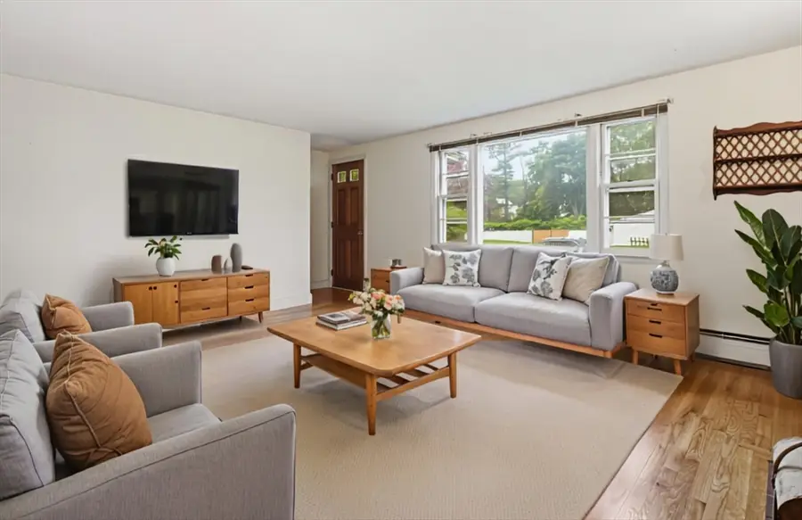 5 Seneca St, Methuen, MA 01844 - #3
