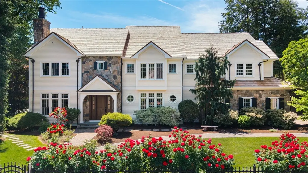 8 Valley Road, Wellesley, MA 02481 - #1