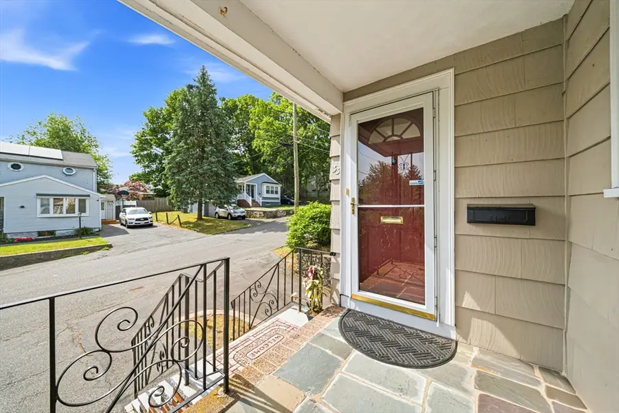 33 Fairchild Ave, Saugus, MA 01906 - #3