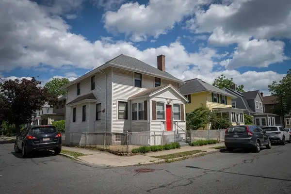 46 Park St, New Bedford, MA 02740