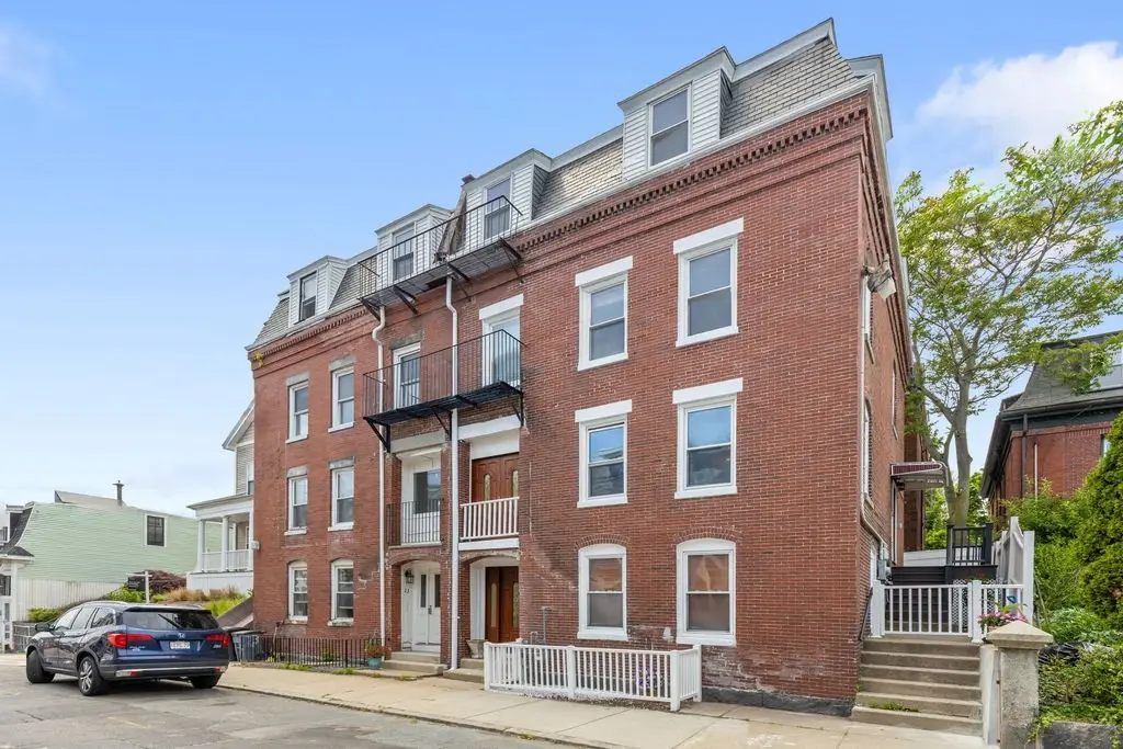 21 Parker St, Boston, MA 02129 - #1