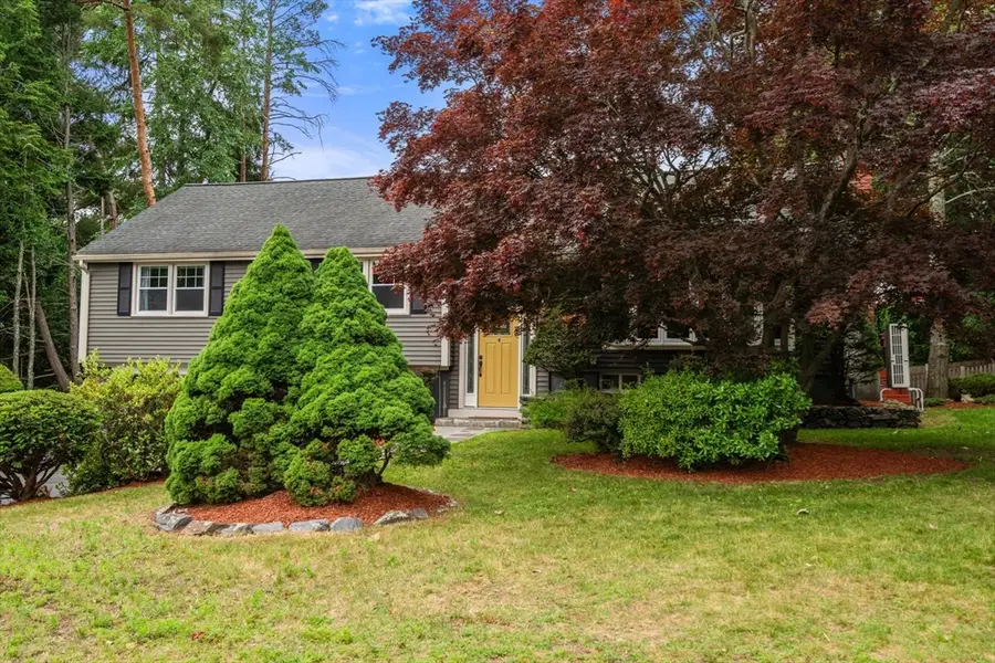 8 Birchwood Rd, Hudson, MA 01749 - #2