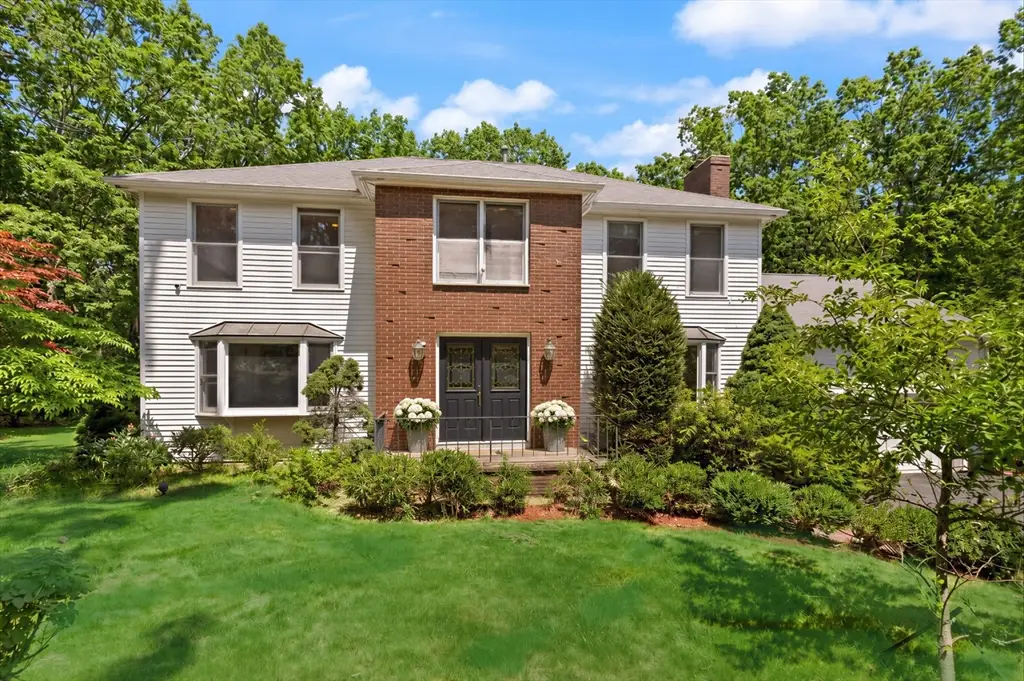 35 Castle Dr, Sharon, MA 02067 - #1