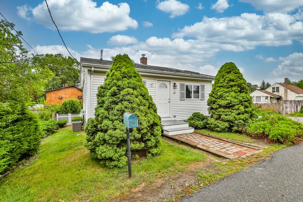 27 Magnolia St, Saugus, MA 01906 - #1