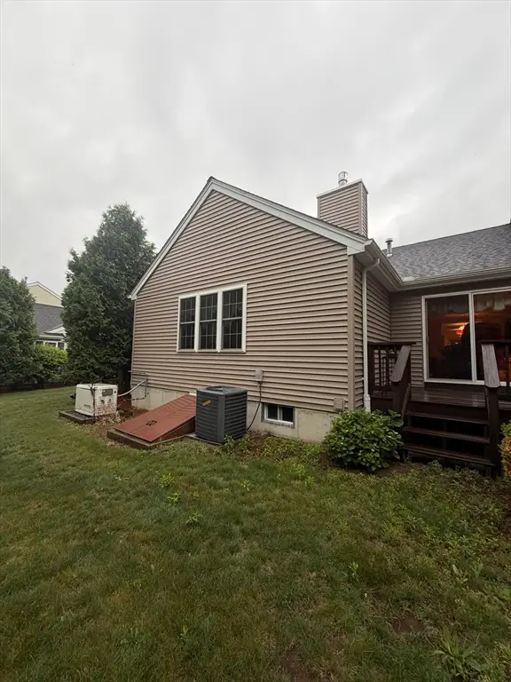 127 Caspian Way, Fitchburg, MA 01420 - #3