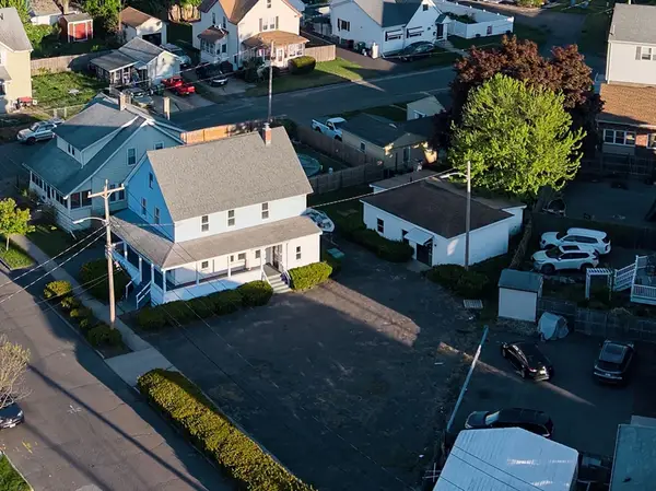 30 Dickinson Street, Chicopee, MA 01020