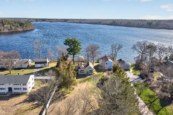 436 Reservoir St, Norton, MA 02766