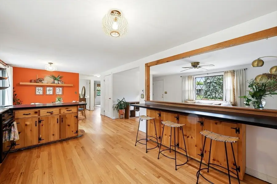 887 North St, Feeding Hills, MA 01030 - #3