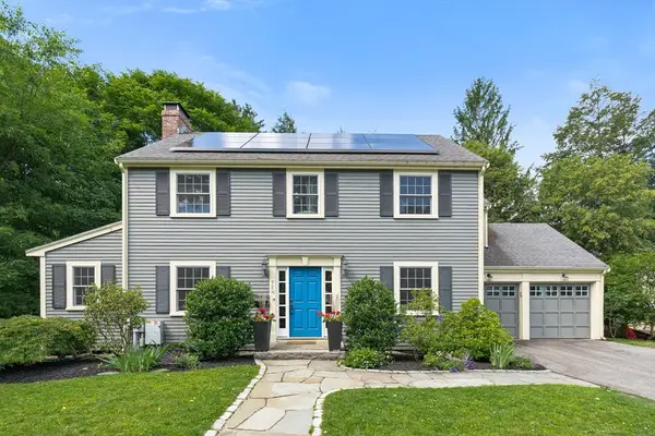 10 Kirkland Circle, Wellesley, MA 02481