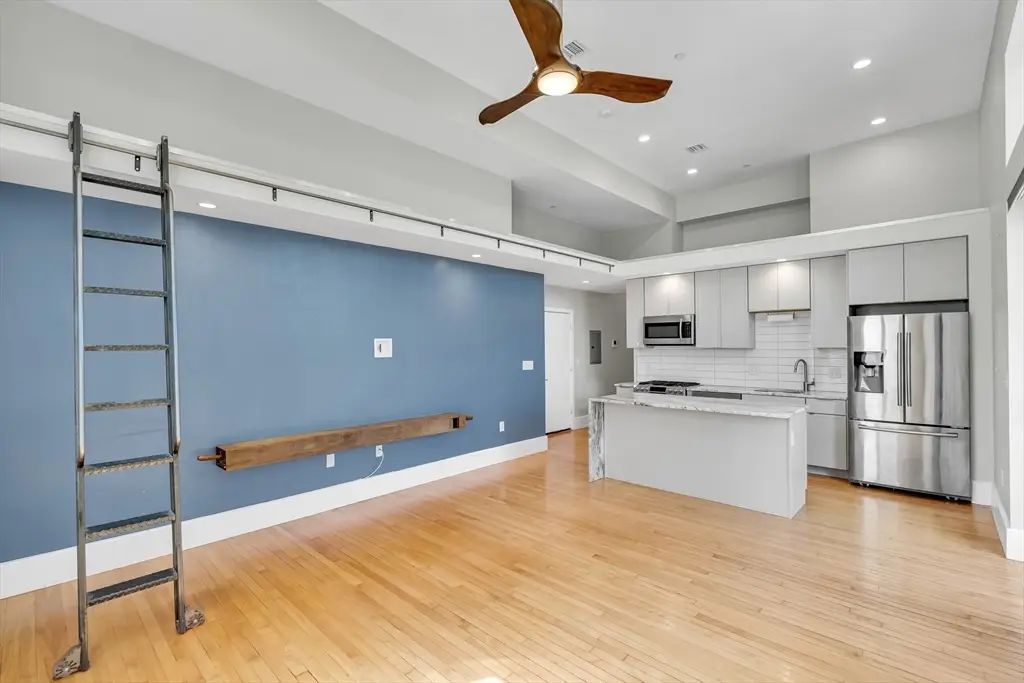 204 Spencer Ave #6, Chelsea, MA 02150 - #1