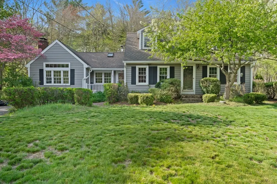 40 Longwater Dr, Hanover, MA 02339 - #3