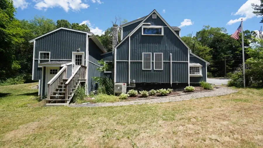 690 Taunton Ave, Seekonk, MA 02771 - #2