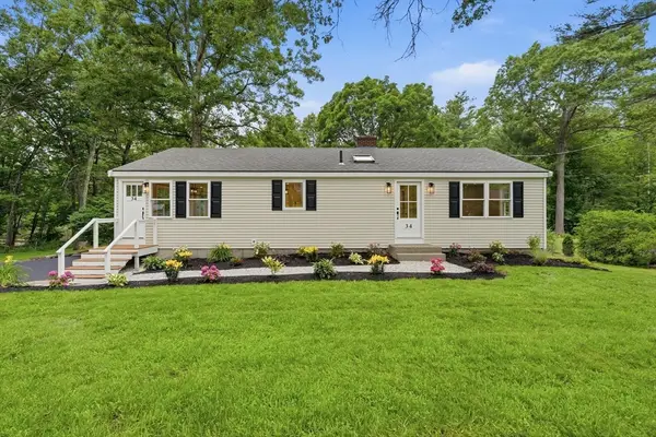34 Nashoba Trl, Littleton, MA 01460