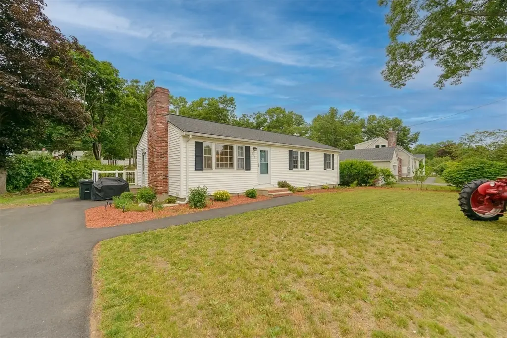 132 Oak Ridge Dr, Ayer, MA 01432 - #1