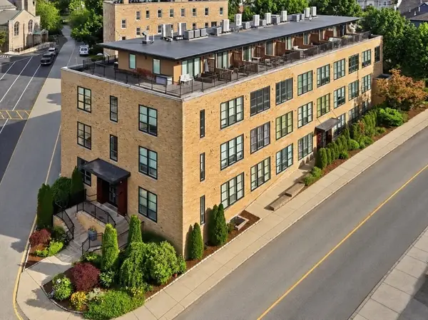 1 Saint Clare Rd #16, Medford, MA 02155